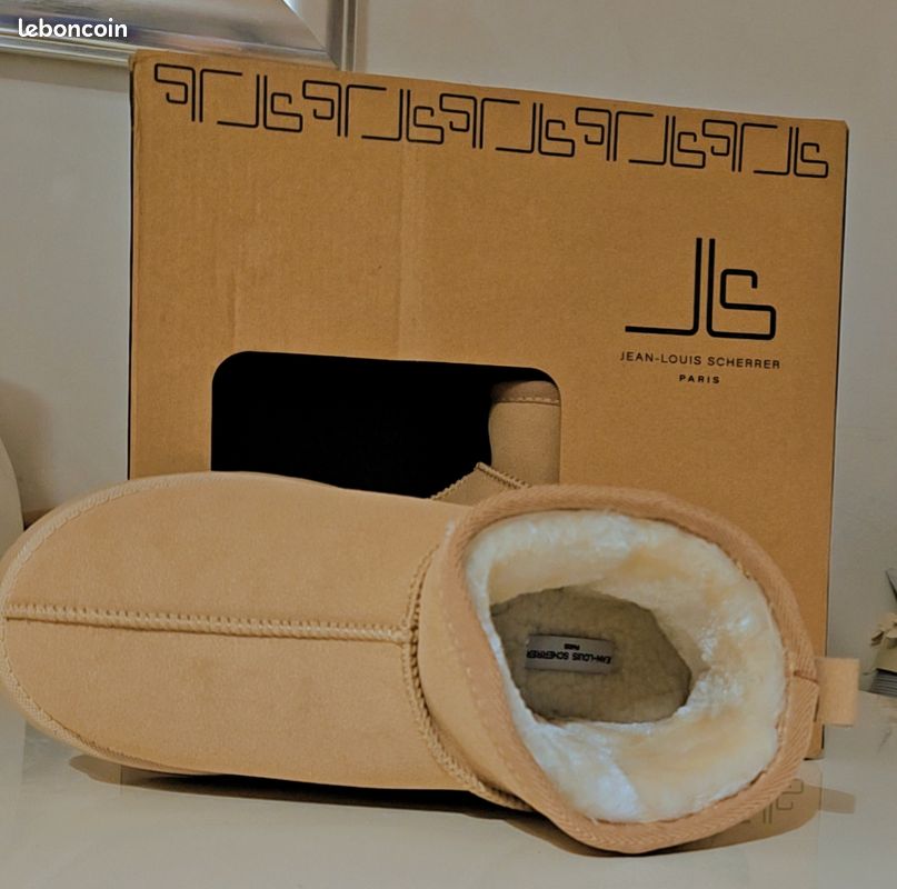 Bottes Jean-Louis Scherrer pointure 39 neuves 👢
Jamais portées, état impeccable.
Confortables et tendance, faciles à assortir avec toutes les tenues.
Parfaites pour l’automne/hiver (image 3)