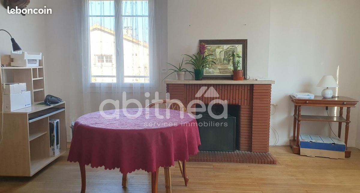 Maison 6 pièces 98 m² - Confolens 16500 (image principale 0)