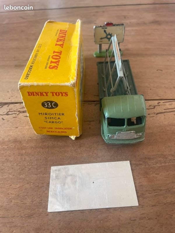 Dinky Toys Simca Cargo Saint Gobain Miroitier 1/43 - TBE