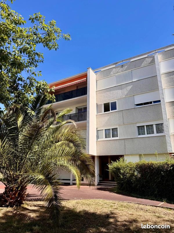 Appartement 5 pièces 105 m² · à Gradignan · 105 m² · 1 195 €/mois