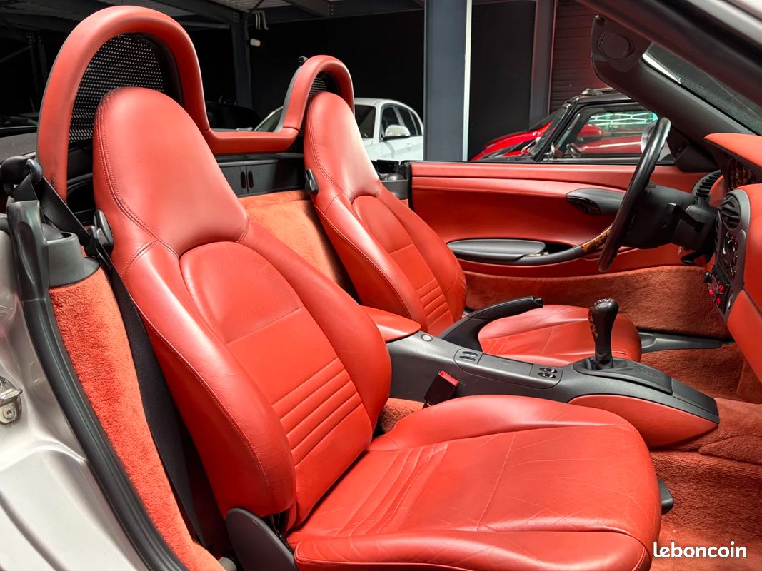 PORSCHE BOXSTER 2.5i / SUIVI COMPLET / REVISION OK / 4 PNEUS NEUFS / (image 15)