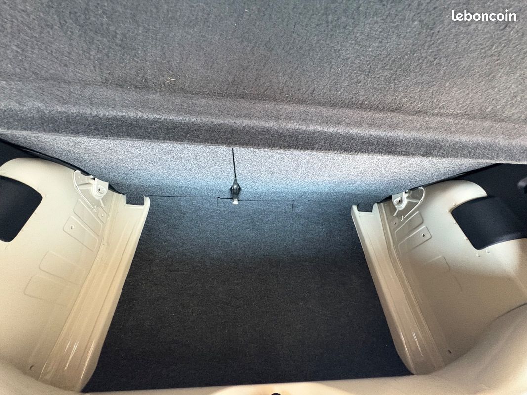 SEAT MII By Mango/ ÉCRAN GARMIN / GPS / CLIM/ RADAR DE RECUL / ALCANTARA (image 18)