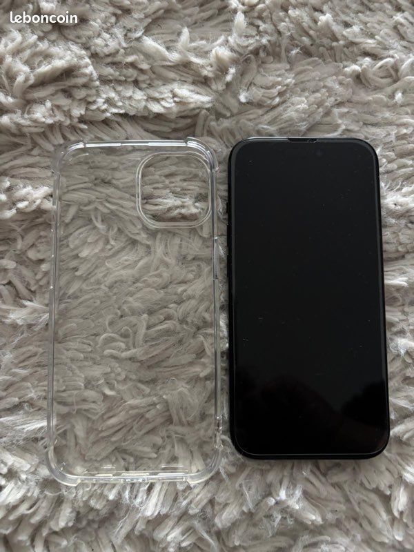 IPhone 15 excellent état (image 4)