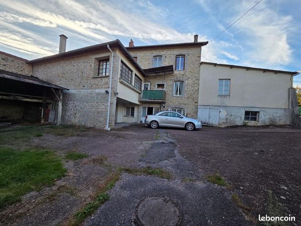 Maison 6 pièces 300 m²