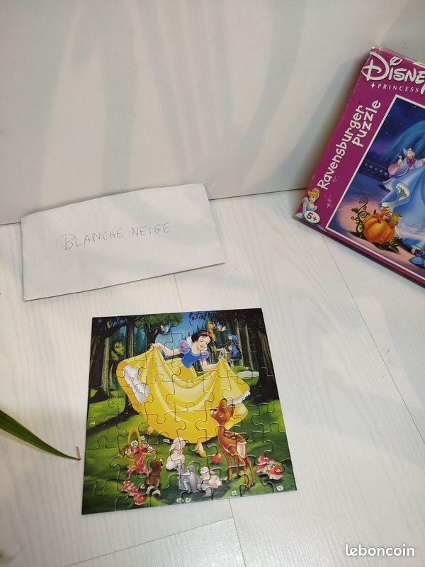 3 puzzles Princesses Disney (image 4)