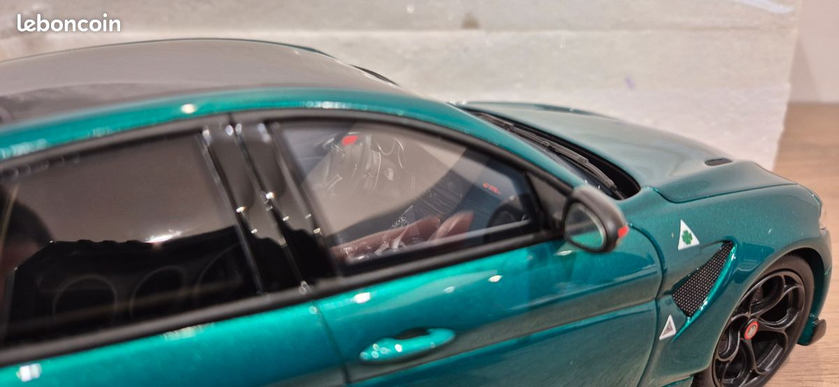 1/18 Rare Alfa Romeo Giulia GTAm Green OT989 Ottomobile (Neu und originalverpackt) in posieux für CHF 195 – mit Lieferung auf kaufen 1/18 Rare Alfa Romeo Giulia GTAm Green OT989 Ottomobile (Neu und originalverpackt) in posieux für CHF 195 – mit Lieferung auf kaufen