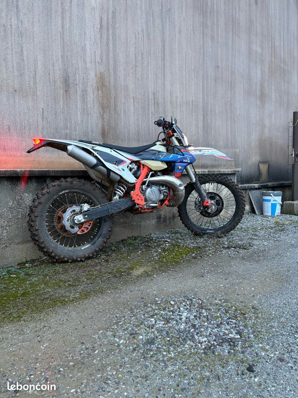 300 ktm 2019 (image 1)