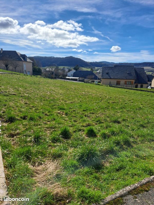 Terrain 1700 m² · à Mauperthuis · 95 000 €
