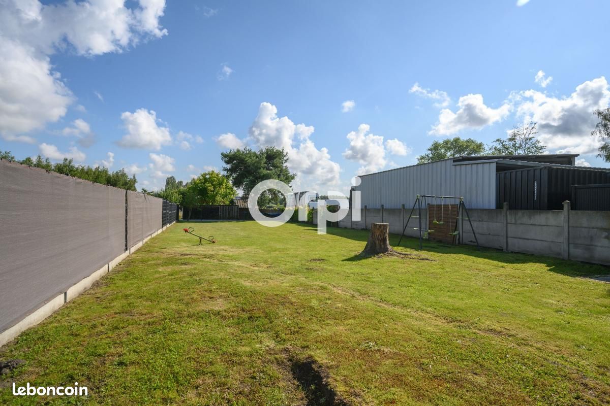 Maison 5 pièces 218 m² · à Hasnon · 218 m² · 172 500 €
