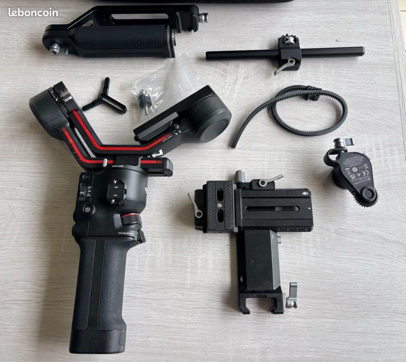 Stabilisateur DJI RS 3 COMBO (image 3)