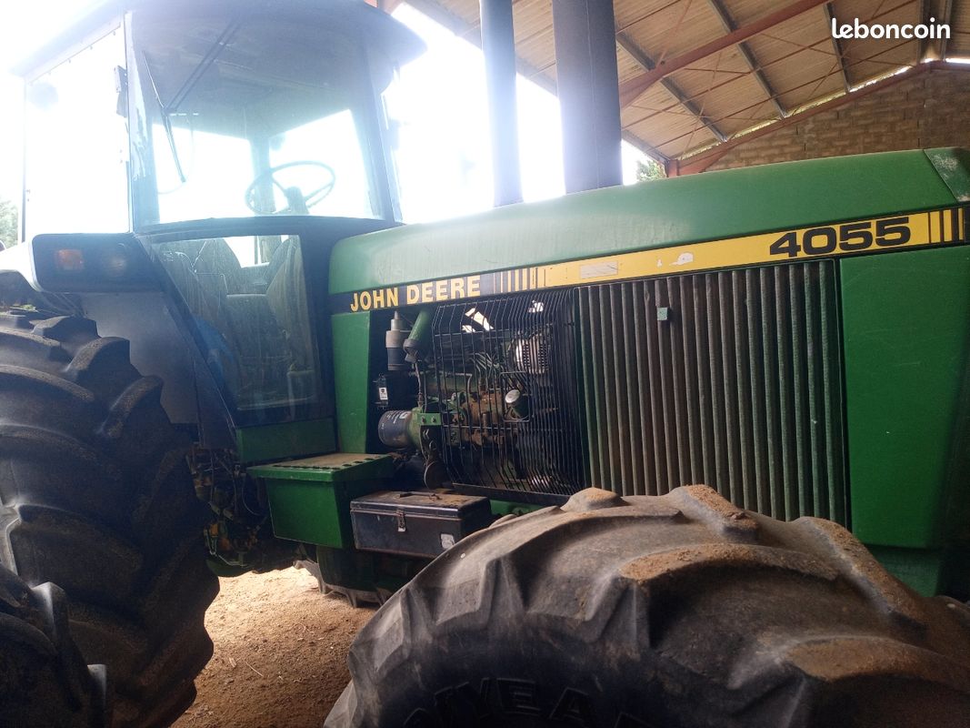 Tracteur John Deere 4055 - Tracteurs