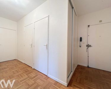 Appartement 75 000 € - 49 m²