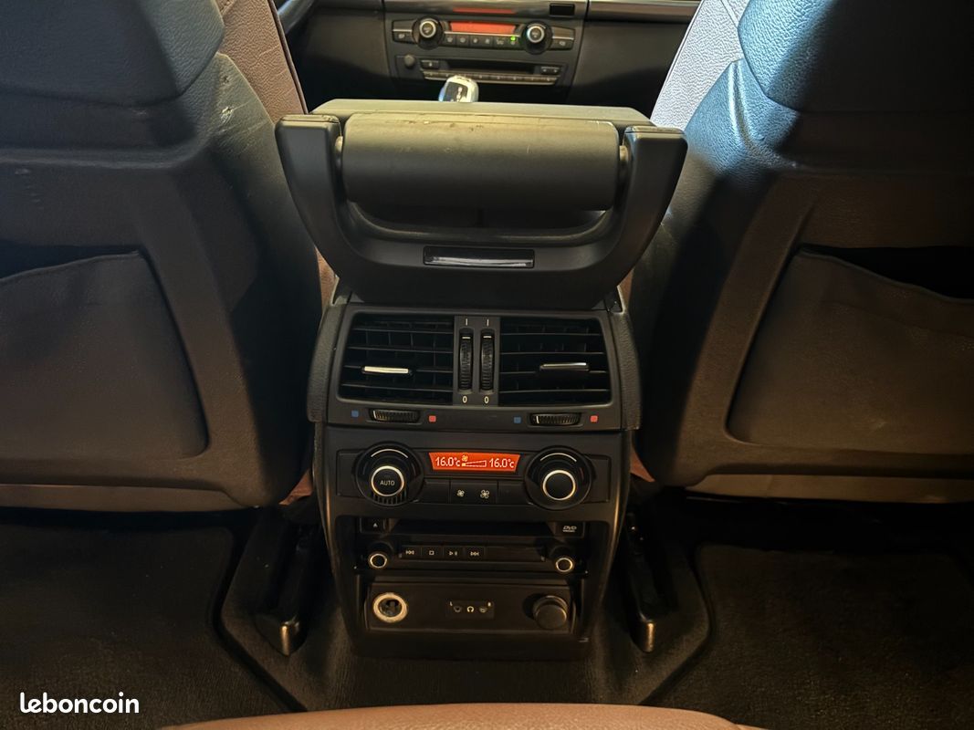 BMW X5 E70 LCI xDrive35i 306ch (image 21)
