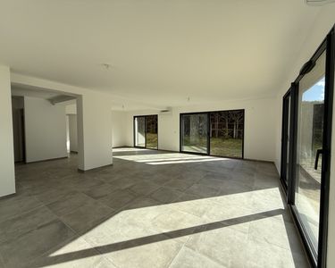 Maison 634 900 € - 170 m²