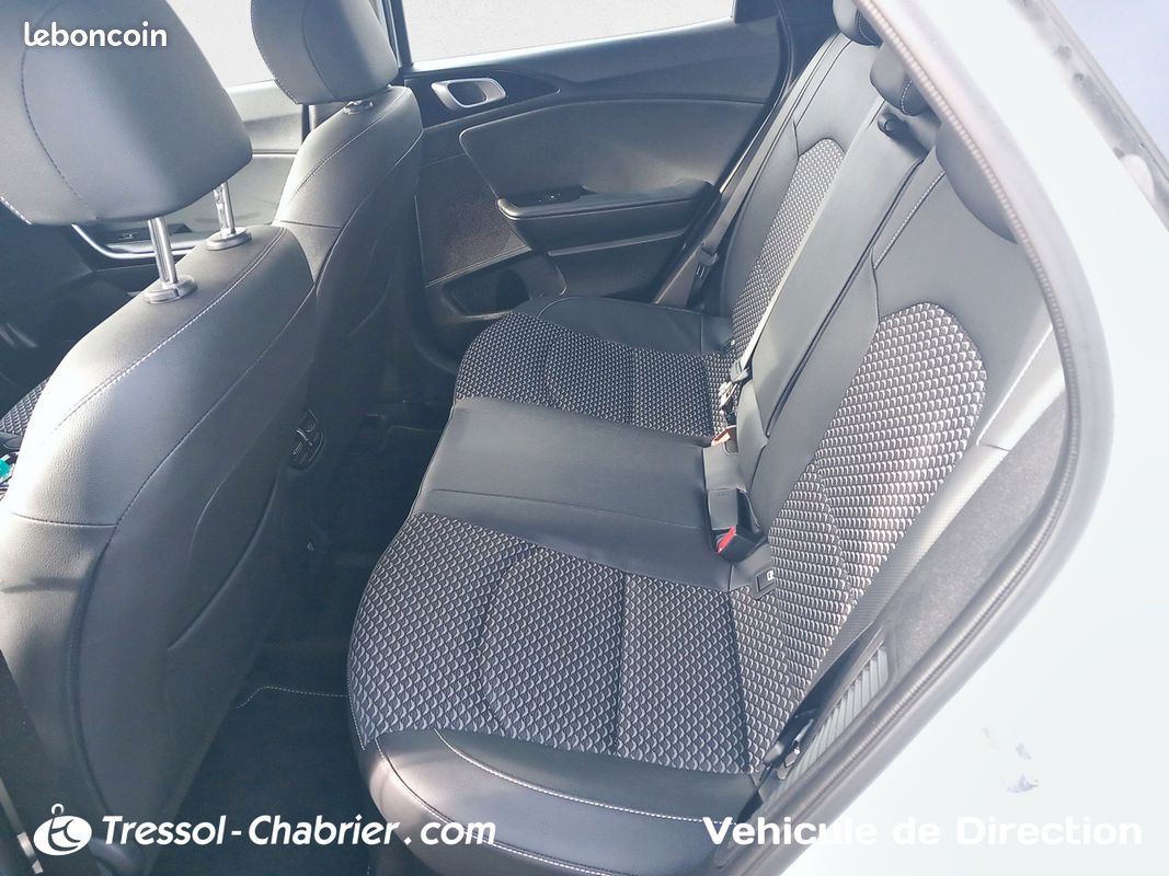 KIA XCeed 1.6 GDi PHEV 141ch DCT6 Active (image 18)