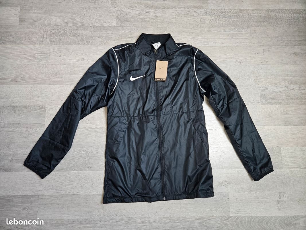 Veste coupe vent taille S homme noir nike (image 1)