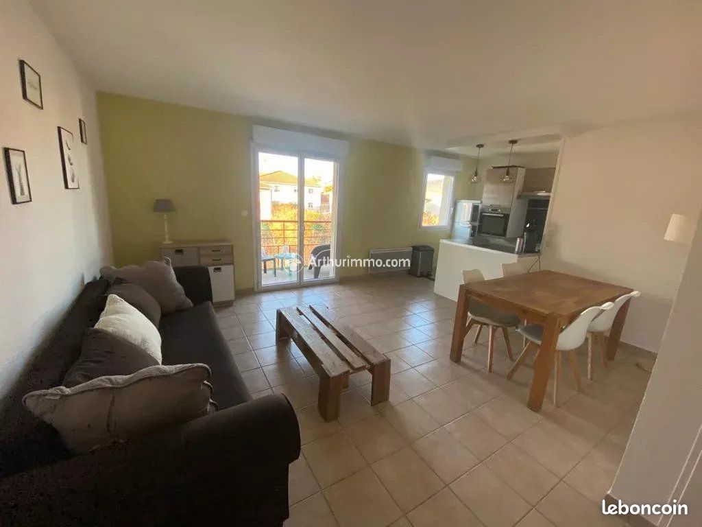 Appartement 2 pièces 48 m² · à Millau · 48 m² · 580 €