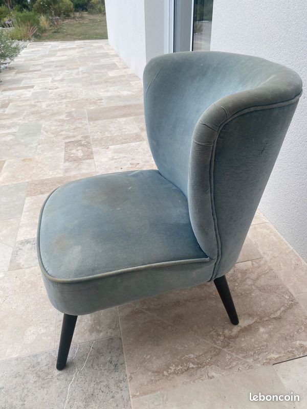 Fauteuil bleu clair (image 2)