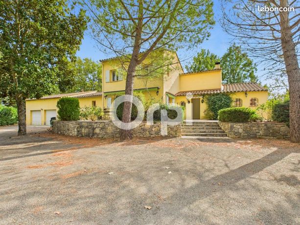 Maison 6 pièces 200 m²