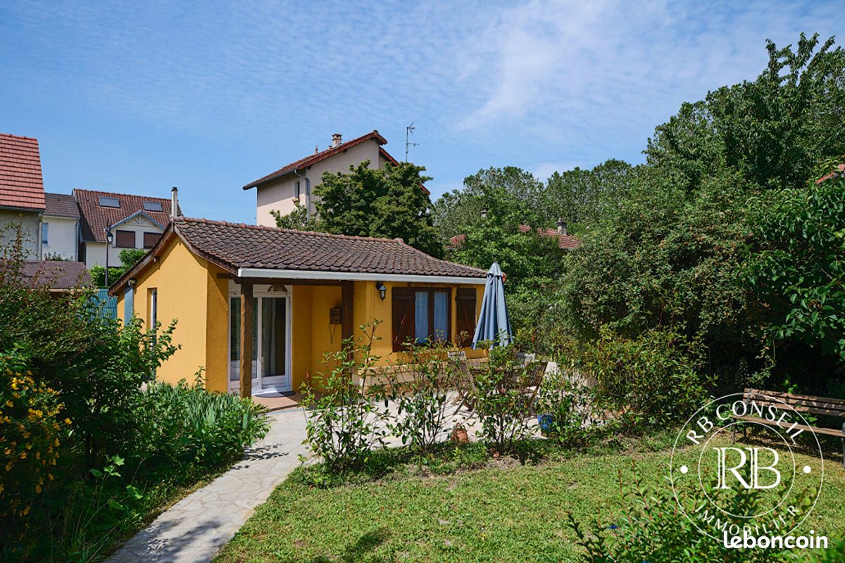 Maison 1 pièce 38 m² · à Antony · 38 m² · 950 €