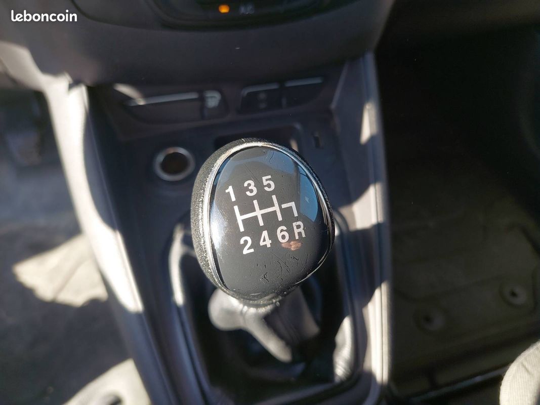 Ford transit courier fgn 1.5 tdci 100 bv6 trend (image 23)