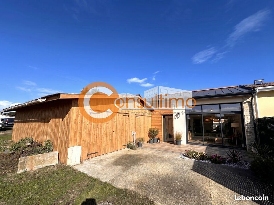 Maison 93 m² · à Ambarès-et-Lagrave · 93 m² · 110 000 €