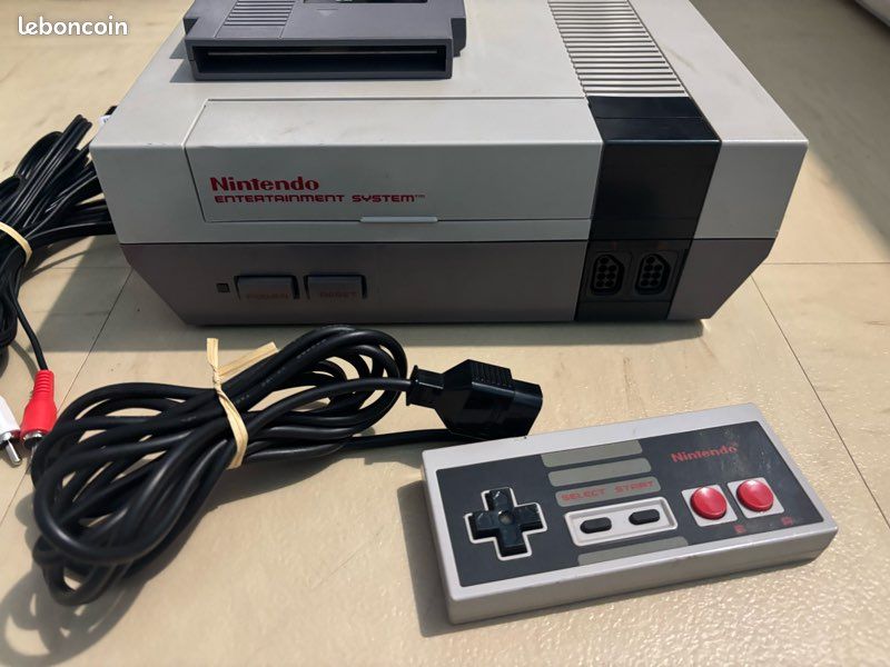 Console Nintendo NES + un jeu (image 2)