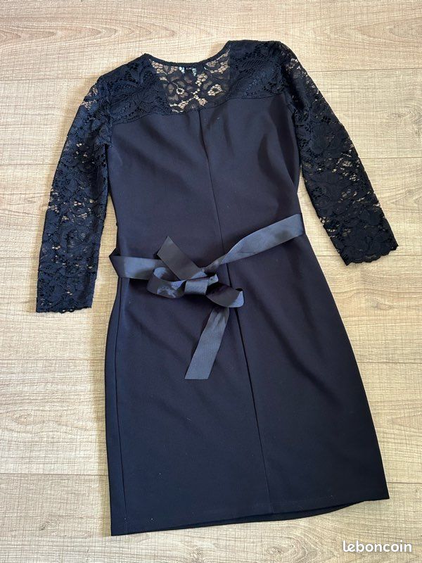 Robe Noire Morgan Avec Dentelle - Taille S - Jamais Portée, Sans étiquettes