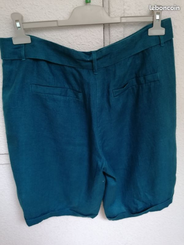 Short bleu pétrole en lin taille 44 NEUF (jamais porté) (image 2)