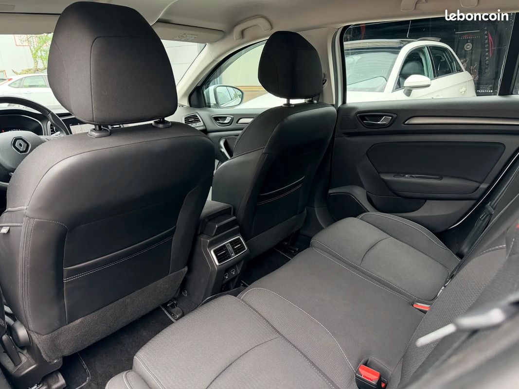 Renault MEGANE IV 1,5 DCI / SUIVIE ET ENTRETENUE / (image 22)
