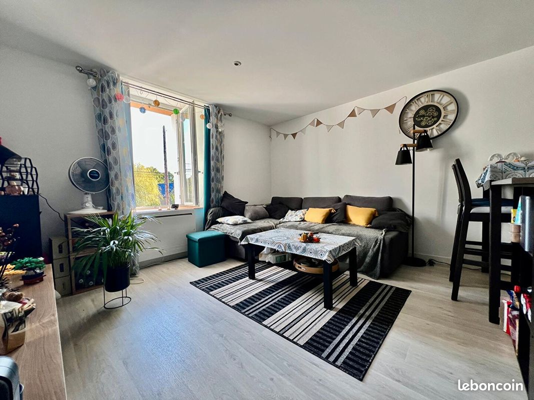 Appartement 2 pièces 37 m² · à Bréal-sous-Montfort · 37 m² · 700 €/mois