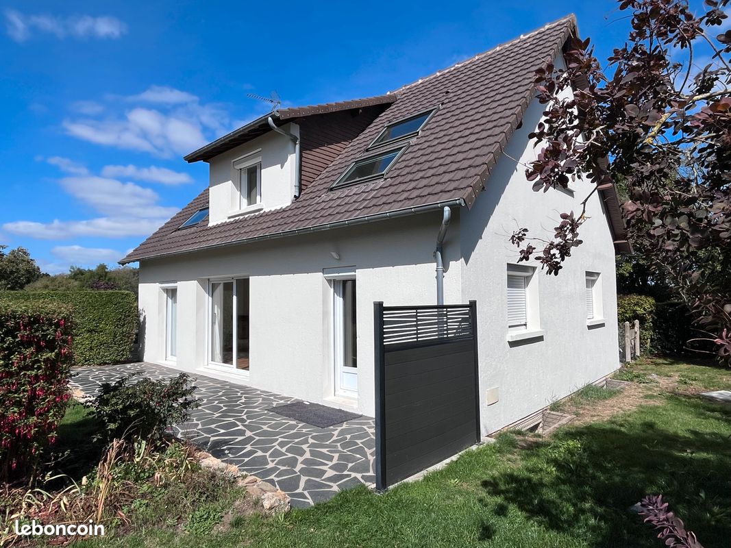 Maison 6 pièces 107 m² · à Vacognes-Neuilly · 107 m² · 250 000 €