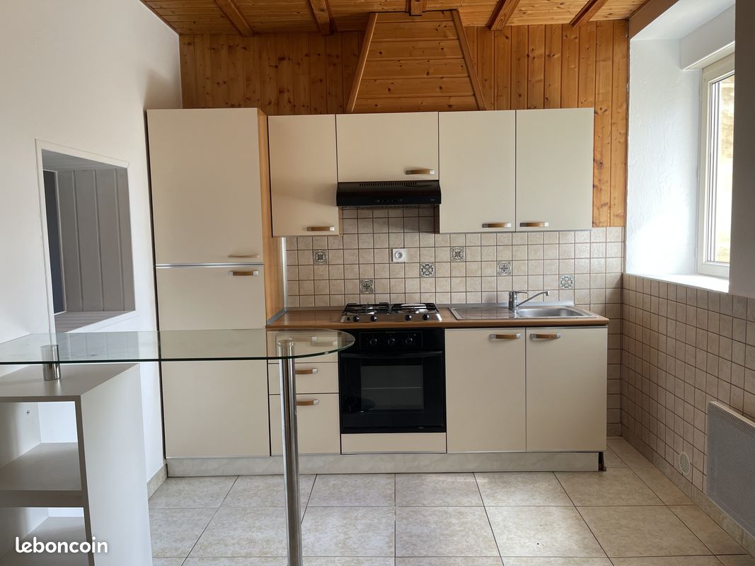 Maison 3 pièces 59 m² · à Robert-Espagne · 59 m² · 480 €/mois