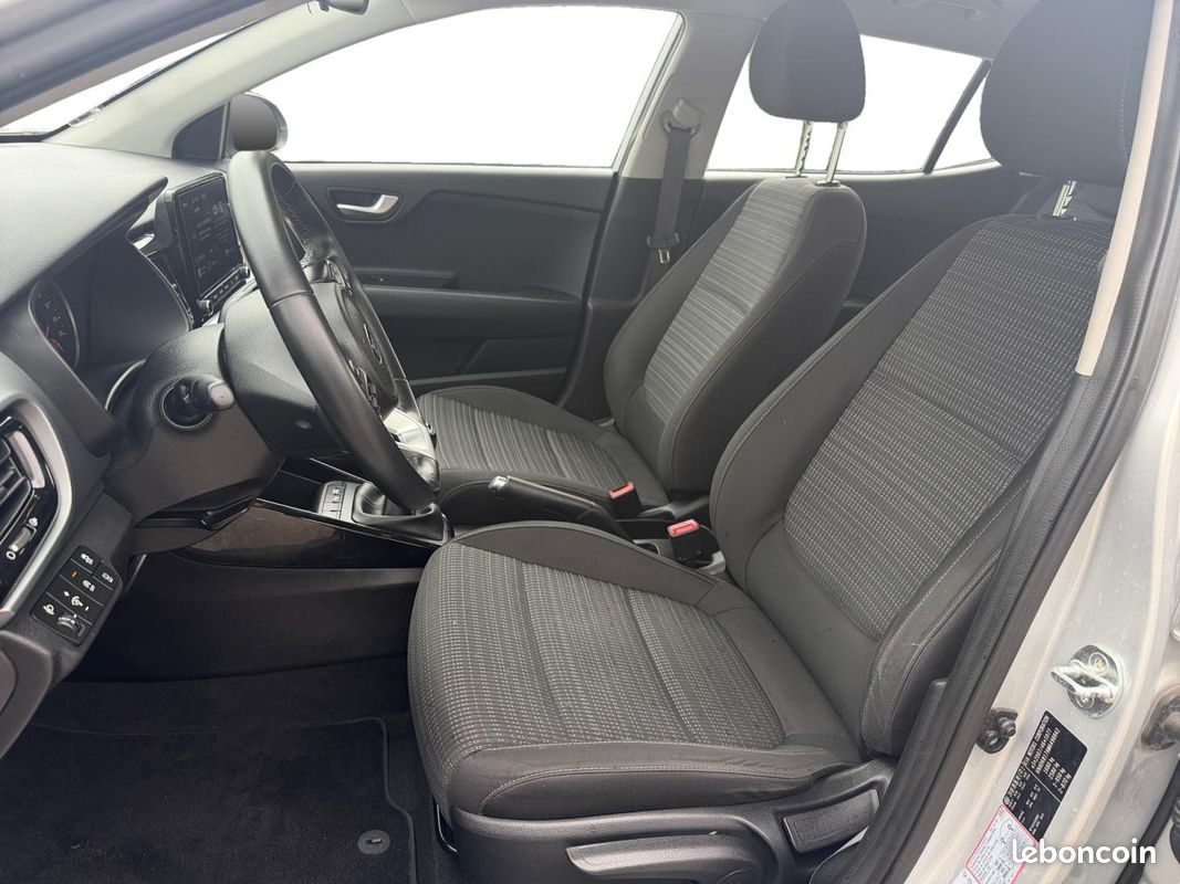 Kia Stonic 1.0 T-GDi 120ch MHEV Active iBVM6 (image 9)