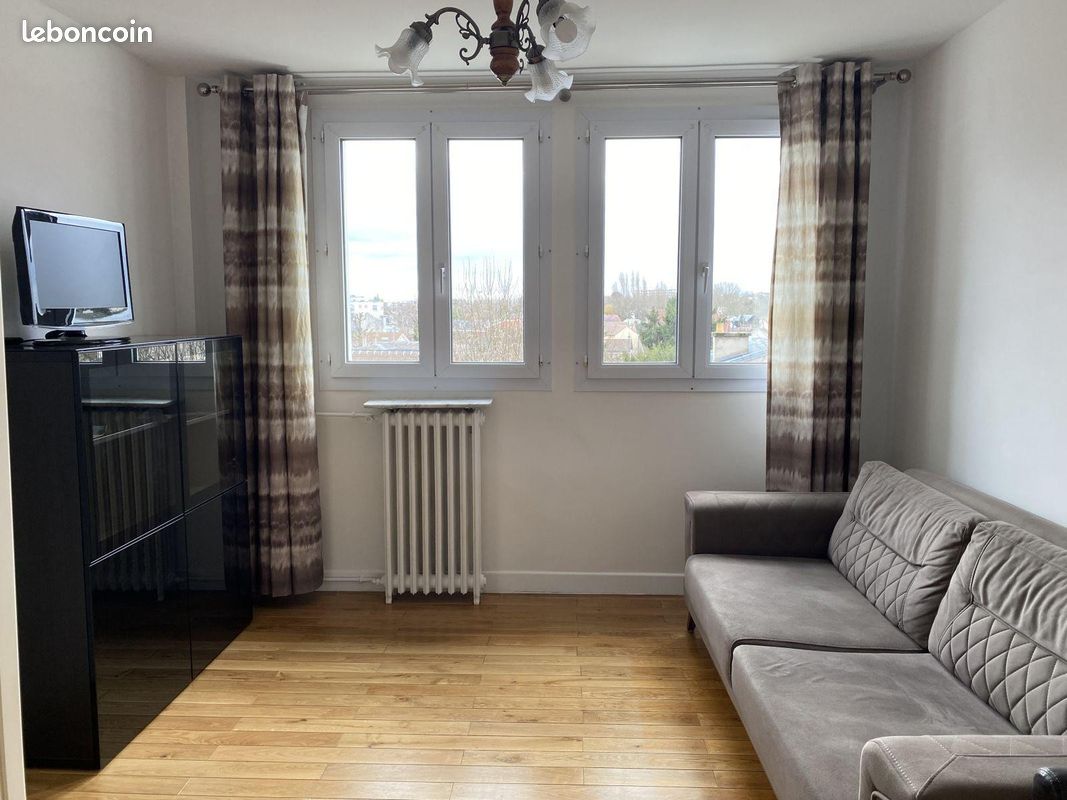 Appartement 2 pièces 48 m² · à Joinville-le-Pont · 48 m² · 1 350 €/mois