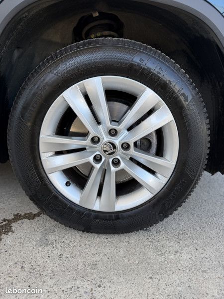 Skoda KODIAQ 1.5 TSI 150CH ACT BUSINESS DSG7 7 PLACES (image 28)