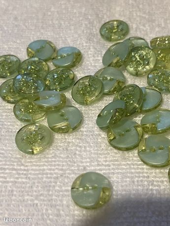 Lot De 10 Boutons Vintage Verts Avec Effet Couture - 1,7 Cm - Réf 5349 - Occasion