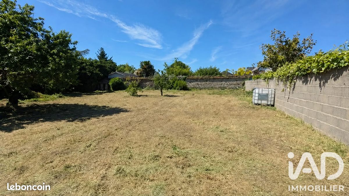 Terrain 949 m² · à Candé · 949 m² · 67 000 €