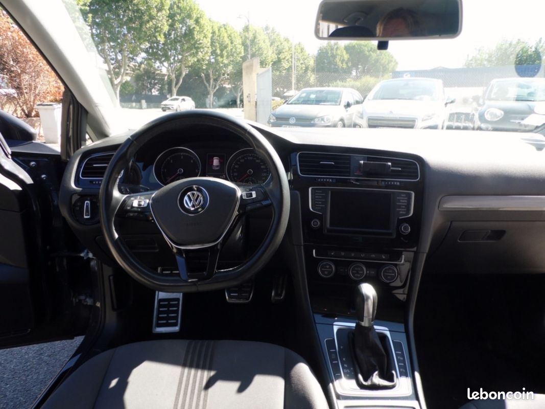 VOLKSWAGEN GOLF 1.6 TDI 110 BlueMotion Technology FAP Allstar DSG7 (image 15)