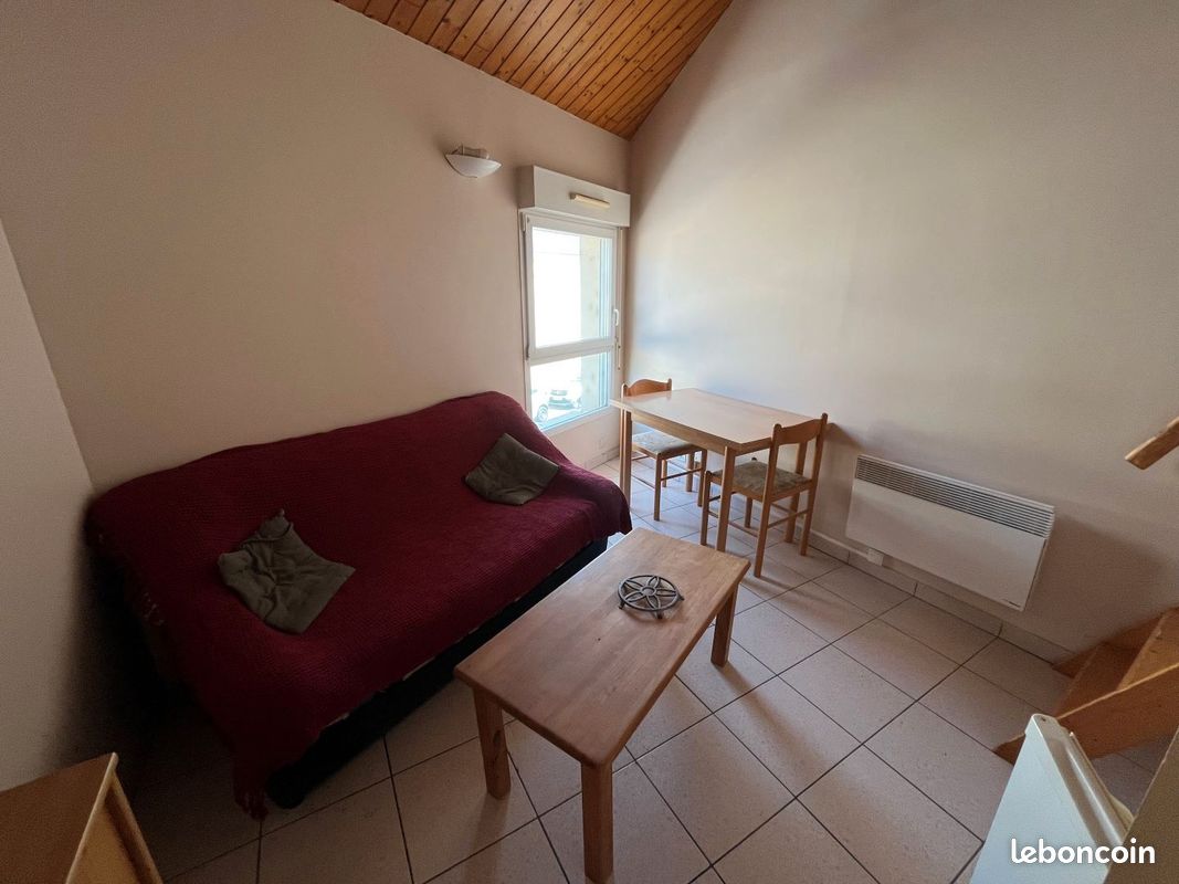 Appartement 1 pièce 19 m² · à Blois · 19 m² · 370 €