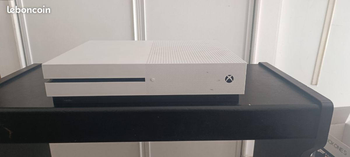Xbox one s (image 6)