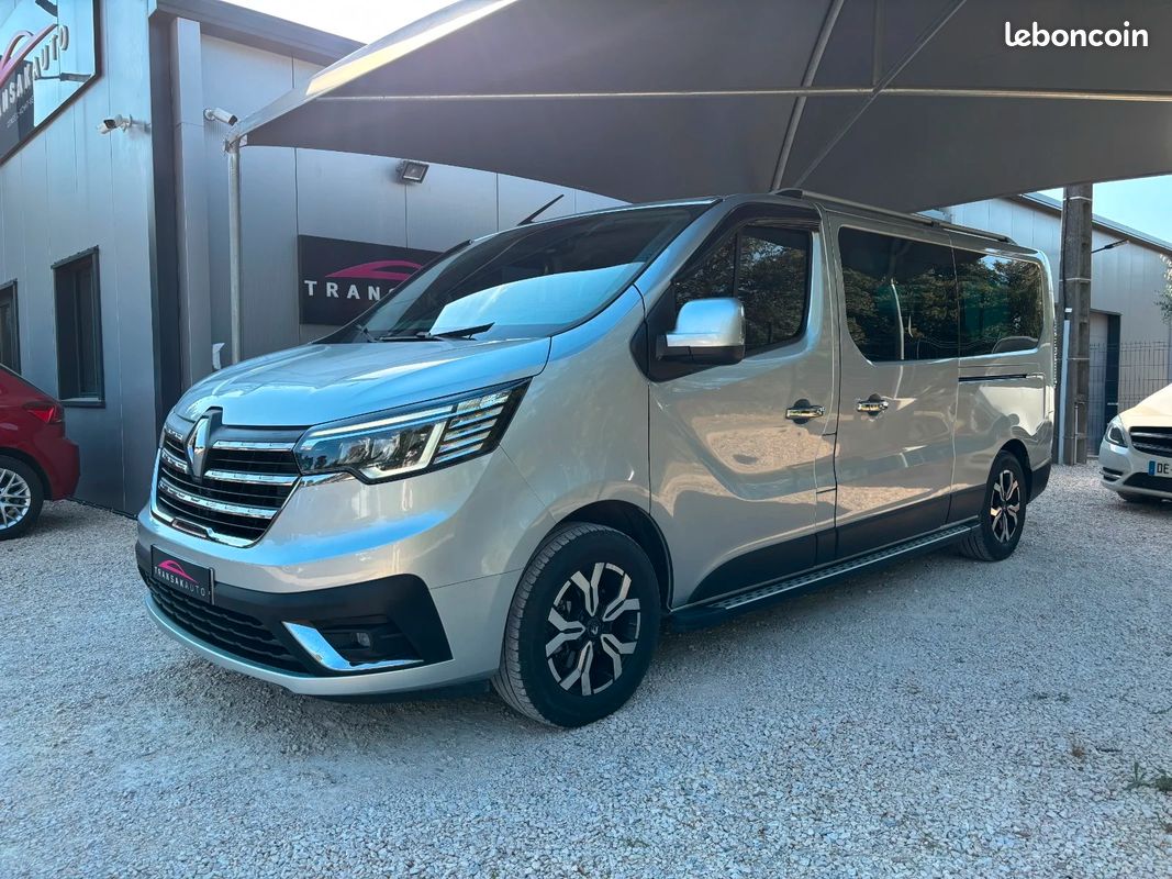 RENAULT TRAFIC Combi Phase 3 L2 2.0 DCi 150 Intens / 9 Places / 2 Portes Latterales Coulissantes (image 1)