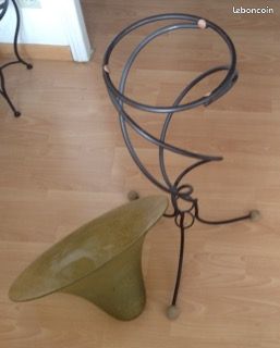Vasque décorative sur pied en fer forgé (image 3)