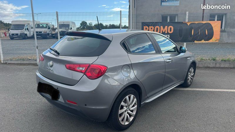 Alfa Romeo Giulietta 1.4 Jet 105 impression (image 3)