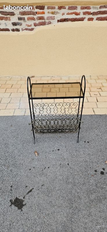 Table porte journal (image 1)