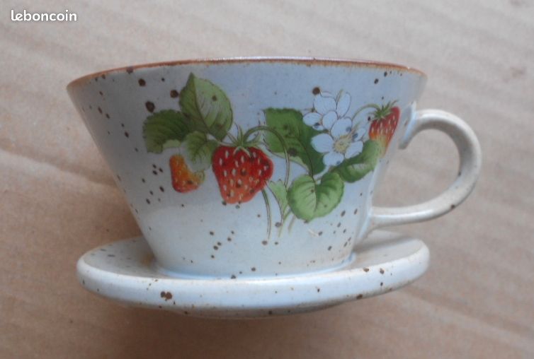 Lot 4 tasse céramique émaillée + entonnoir (image 3)