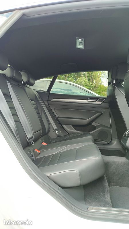 VOLKSWAGEN ARTEON 2.0L Bi-TDi 240 ch 4MOTION EDITION R-LINE EXCLUSIVE DSG7 - MOD.2018 - 1ère MAIN - EN TRES BEL ETAT (image 4)
