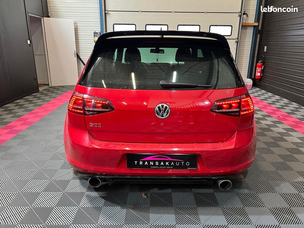 VOLKSWAGEN GOLF VII 2.0L TSI 265CH GTI Clubsport (image 4)