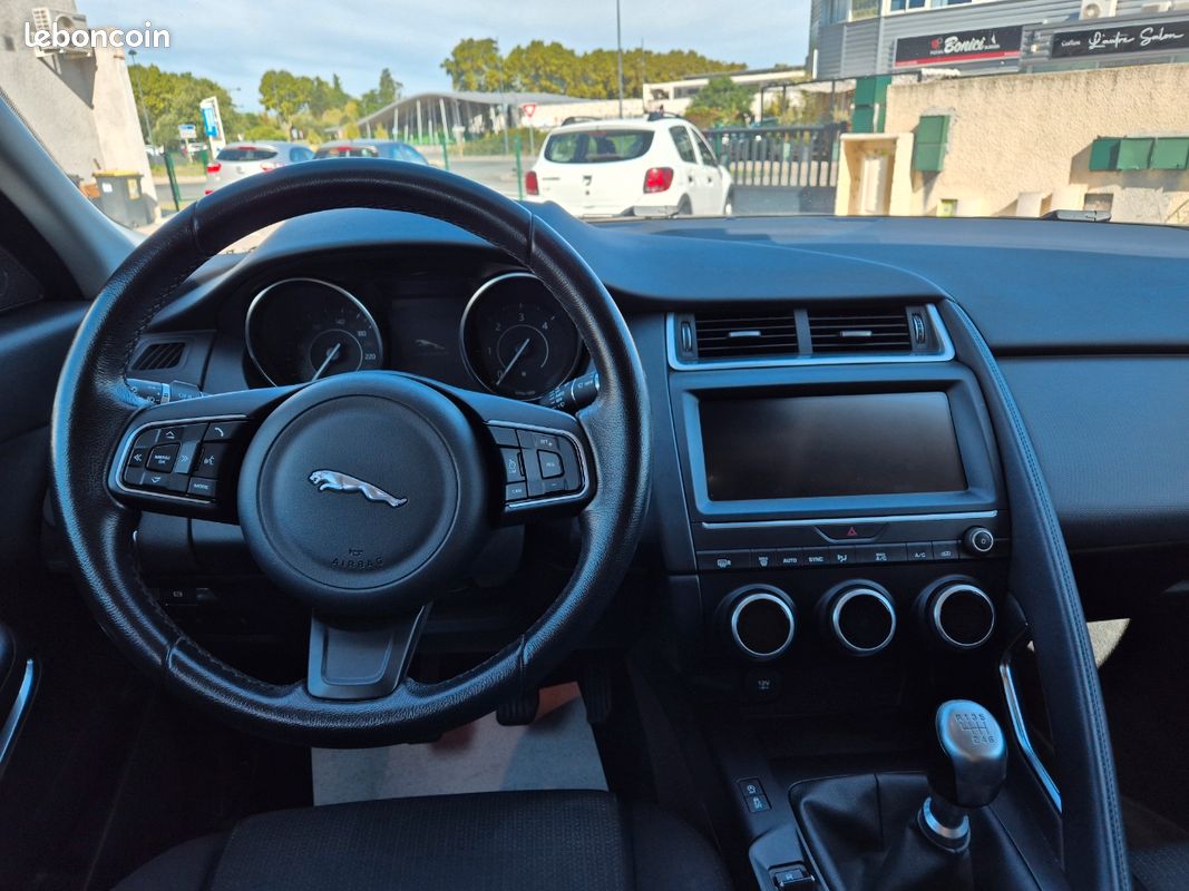 Jaguar e-pace 2.0 d 150 dynamic s (image 5)