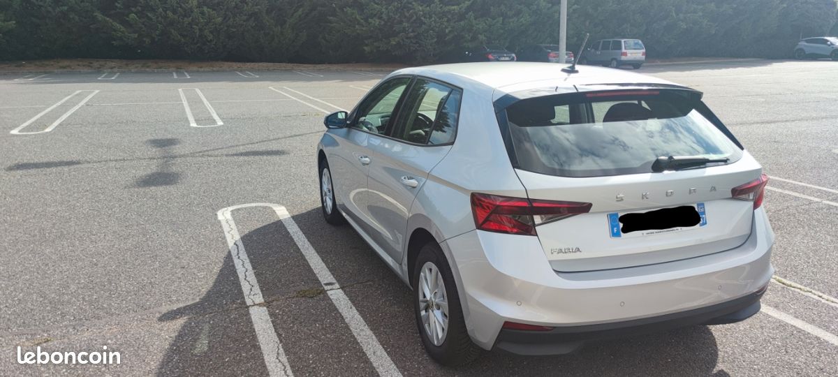 Skoda Fabia Ambition 110Ch Essence Automatique (image 5)